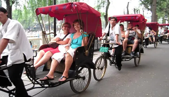 Rickshaw Tour at Back Sea