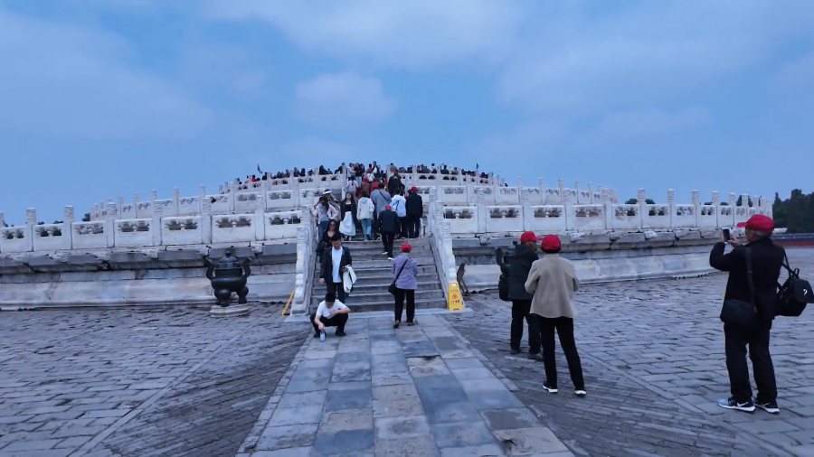 Climb up to the Circular Mound Altar of Temple of Heaven