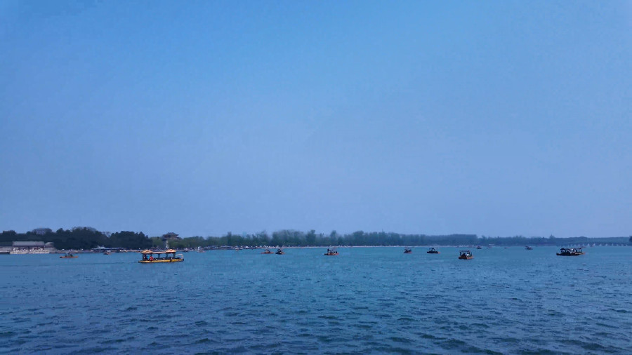 Sightseeing Boats on Kunming Lake, Summer Palace