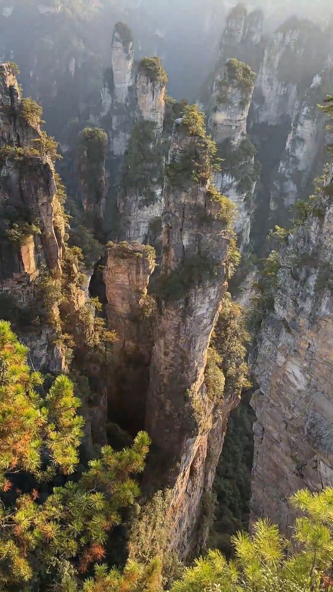 Zhangjiajie Hallelujah Mountain