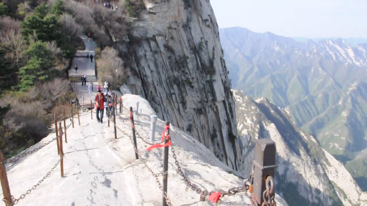 Mt. Huashan Tour
