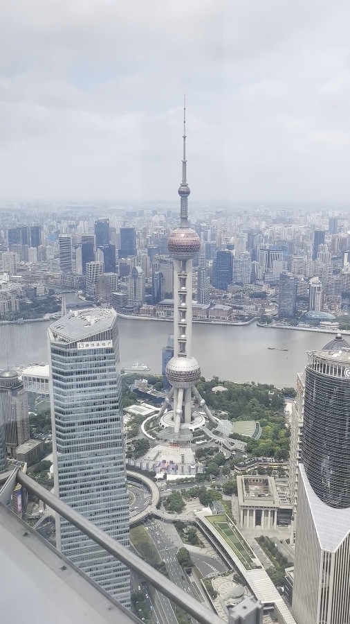 Spectacular View of Huangpu River on Jinmao Tower