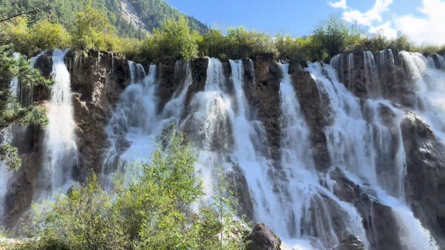 Nuorilang Waterfall, Jiuzhaifou National Park