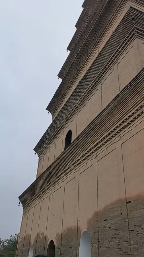 Giant Wild Goose Pagoda, Xian