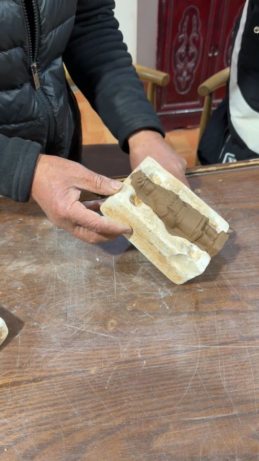 How to Make a Terracotta Warrior Replica