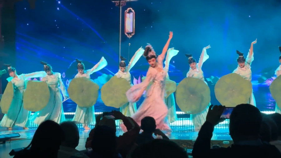 Tang Dynasty Dinner and Dance Show, Tang Dynasty Palace in Xian