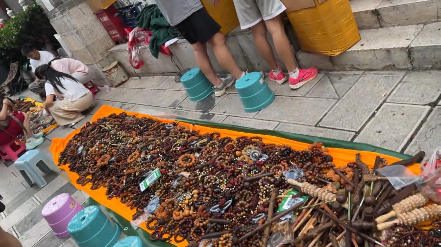 Antique Market on Kunming Old Street