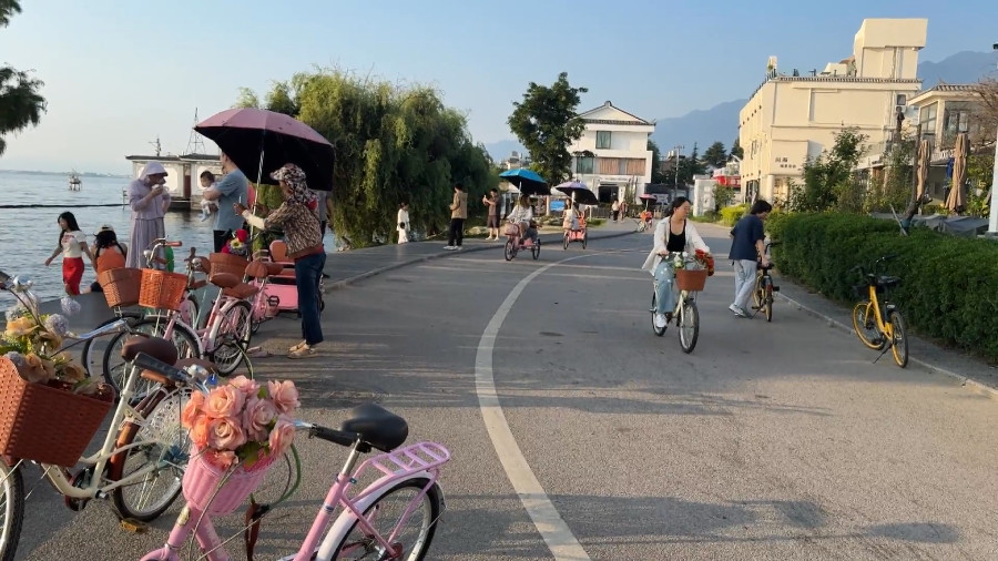 Erhai Lake Cycling, Dali