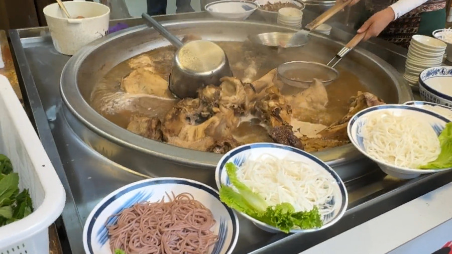 Must-try Yunnan Rice Noodles