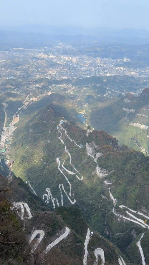 99 Bends of Tianmen Mountain